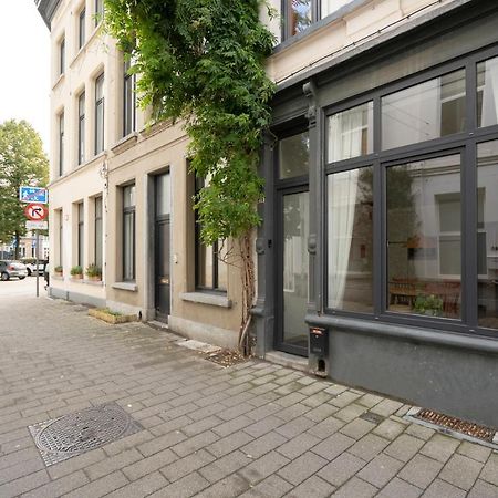 Shway - The Saffron Dress Villa Antwerp Exterior photo