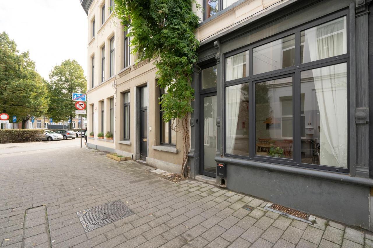 Shway - The Saffron Dress Villa Antwerp Exterior photo